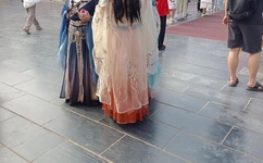 一边亲着一面膜下奶53分钟